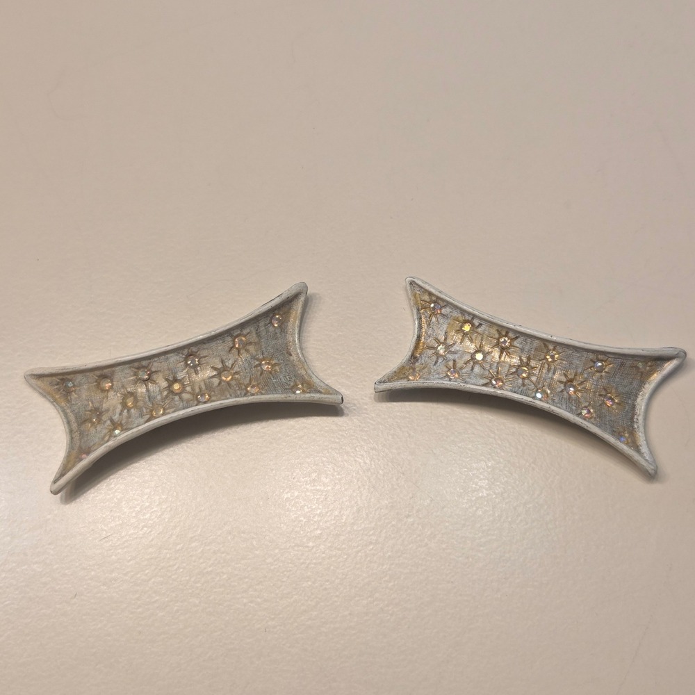 Vintage MCM Glamour Shoe Clips White Starburst Hollywood Regency Musi Set